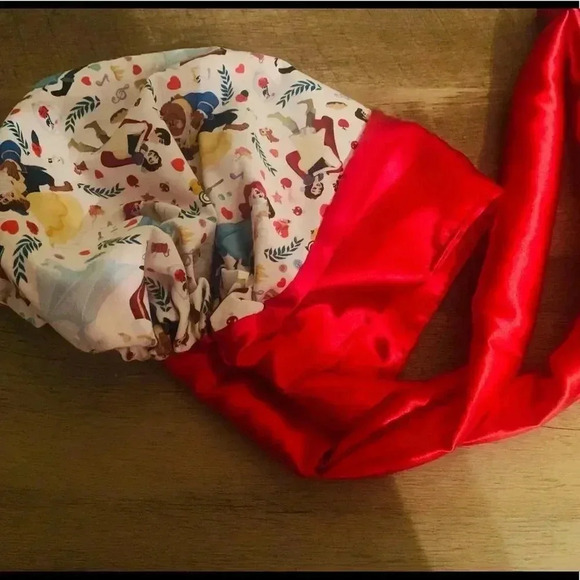 Satin lined scrub cap - Picture 2 of 7